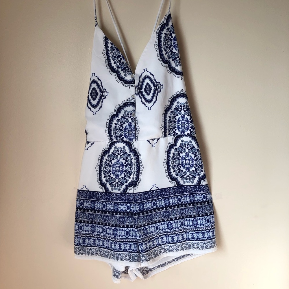 Pattern Romper  NWOT - Picture 5 of 5
